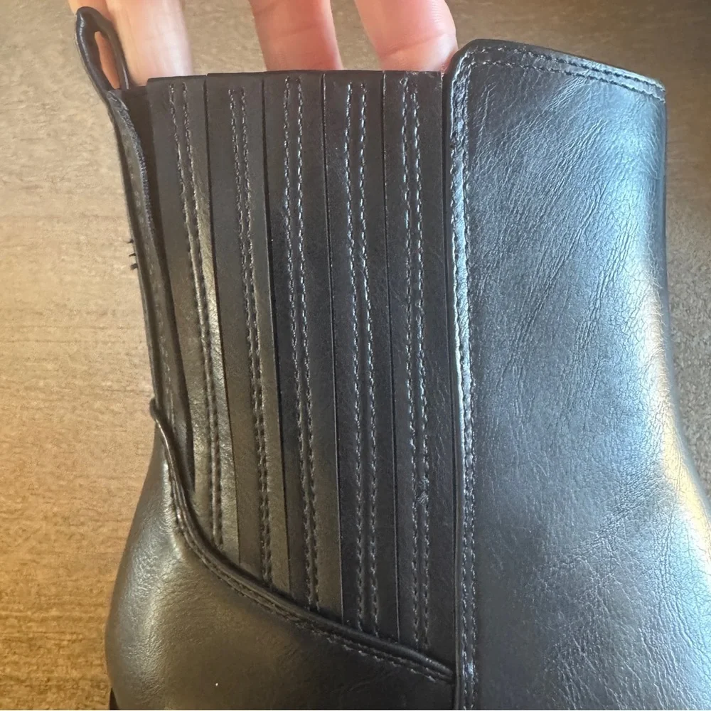 DV by Dolce Vita Delilah Black Ankle Bootie with Elastic Panels Women …
